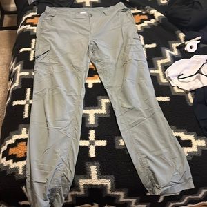 Columbia Sportswear Company Omni-shade Sun Protection Pants.